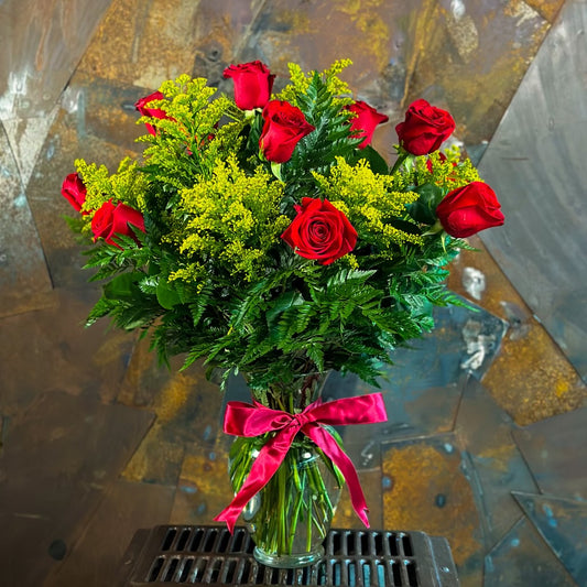 12 Red Roses In Vase